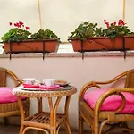 Bed and breakfast Rifugio Di Upon Metro B Pvt Bathroom Pvt Balcon Roma
