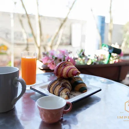 Rifugio Di - Upon Metro B, A-c, Pvt Terrace, Pvt Bathroom 4*