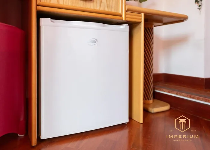 Rifugio Di - Upon Metro B, A-c, Pvt Terrace, Pvt Bathroom B&B