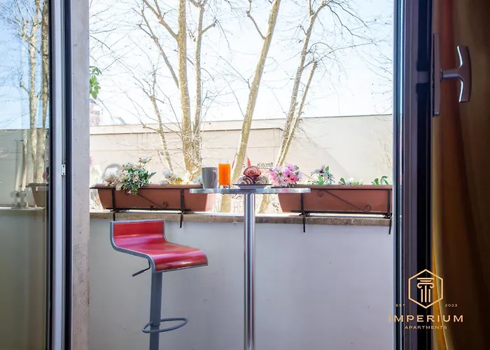 Rifugio Di - Upon Metro B, A-c, Pvt Terrace, Pvt Bathroom B&B 로마