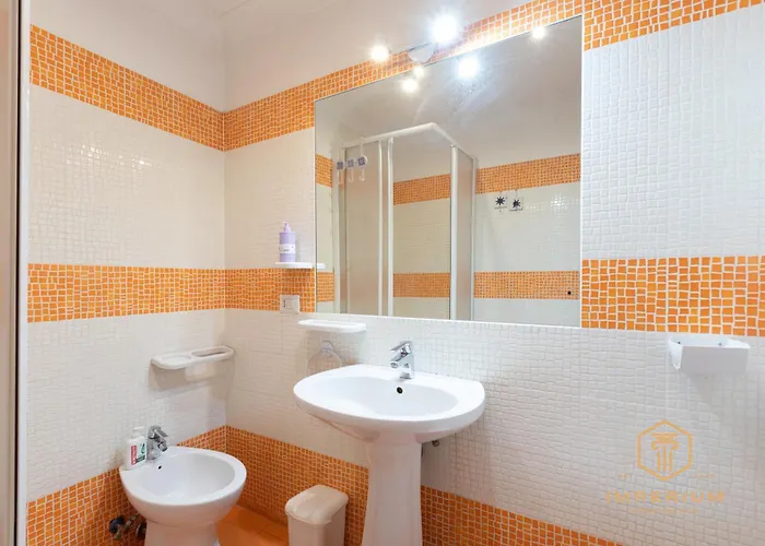 Rifugio Di - Upon Metro B, A-c, Pvt Terrace, Pvt Bathroom 로마