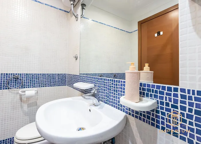 B&B Rifugio Di - Upon Metro B, A-c, Pvt Terrace, Pvt Bathroom 4*