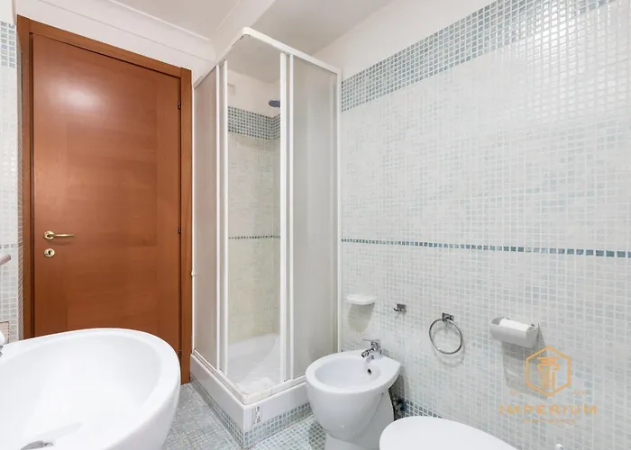 Rifugio Di - Upon Metro B, A-c, Pvt Terrace, Pvt Bathroom